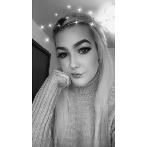 Meet your Posher, Kaitlin